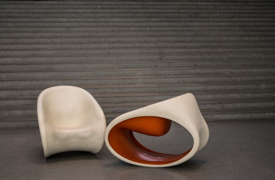 Ronde koffietafel geïnspireerd door natuurvormen. Ronde koffietafel geïnspireerd door natuurvormen.